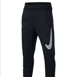 Nike Big Boys Therma Basketball Pants